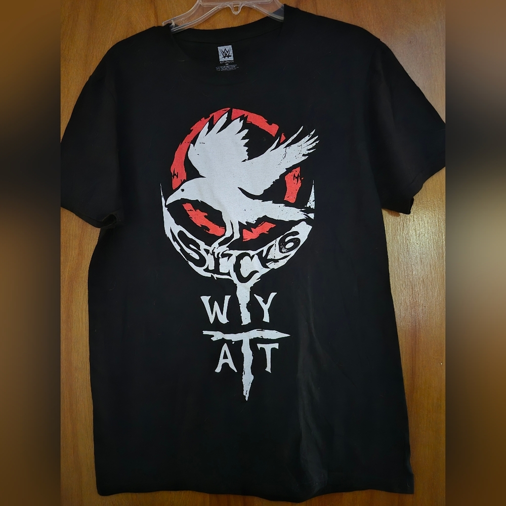 WWE NEVER WORN Mens M Wyatt Sicks Graphic Tee